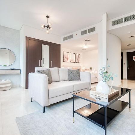 Calm Studio At Sky Gardens Difc By Deluxe Holiday Homes Dubaj Kültér fotó