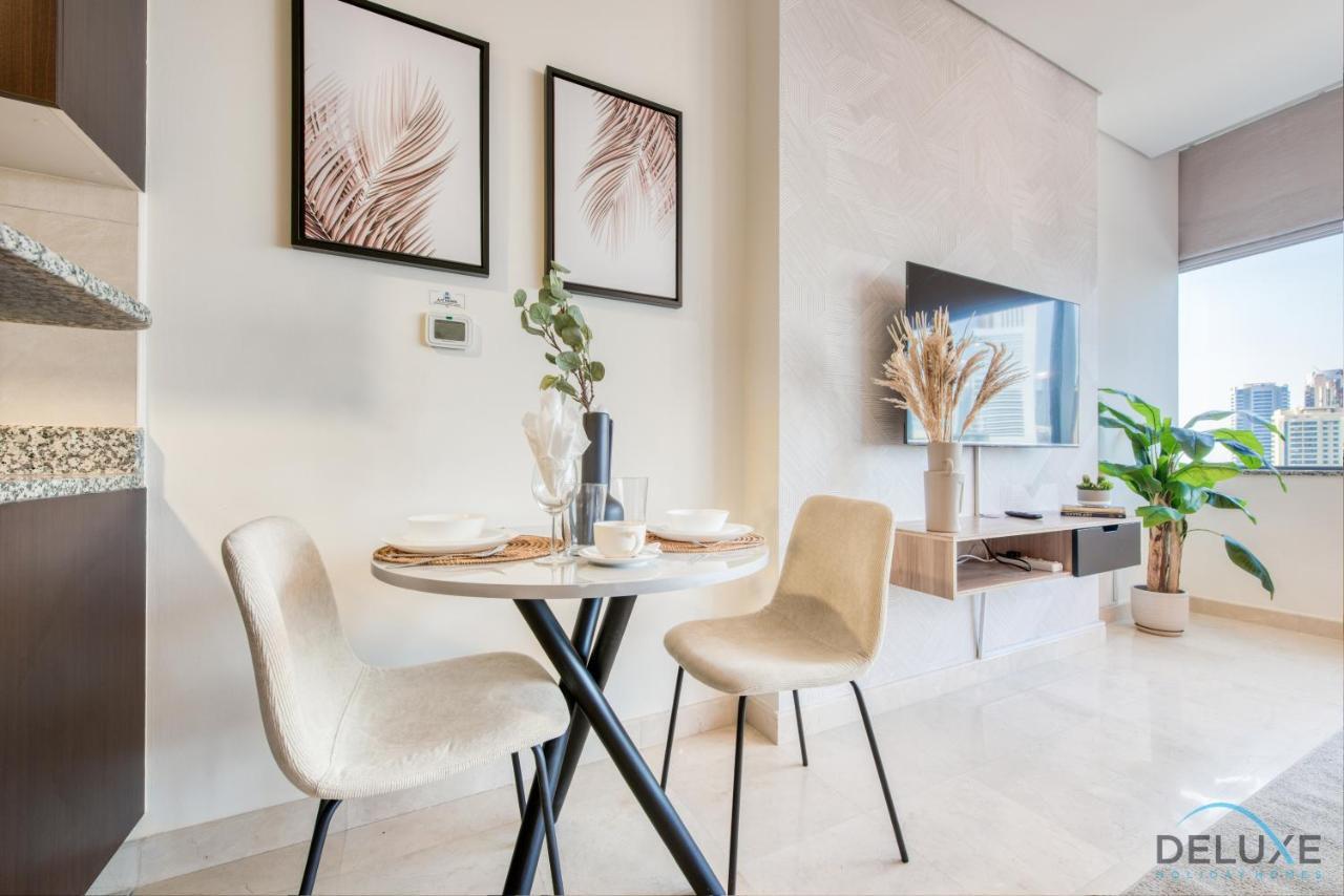 Calm Studio At Sky Gardens Difc By Deluxe Holiday Homes Dubaj Kültér fotó